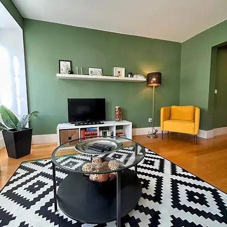 Design Flat In Principe Real *